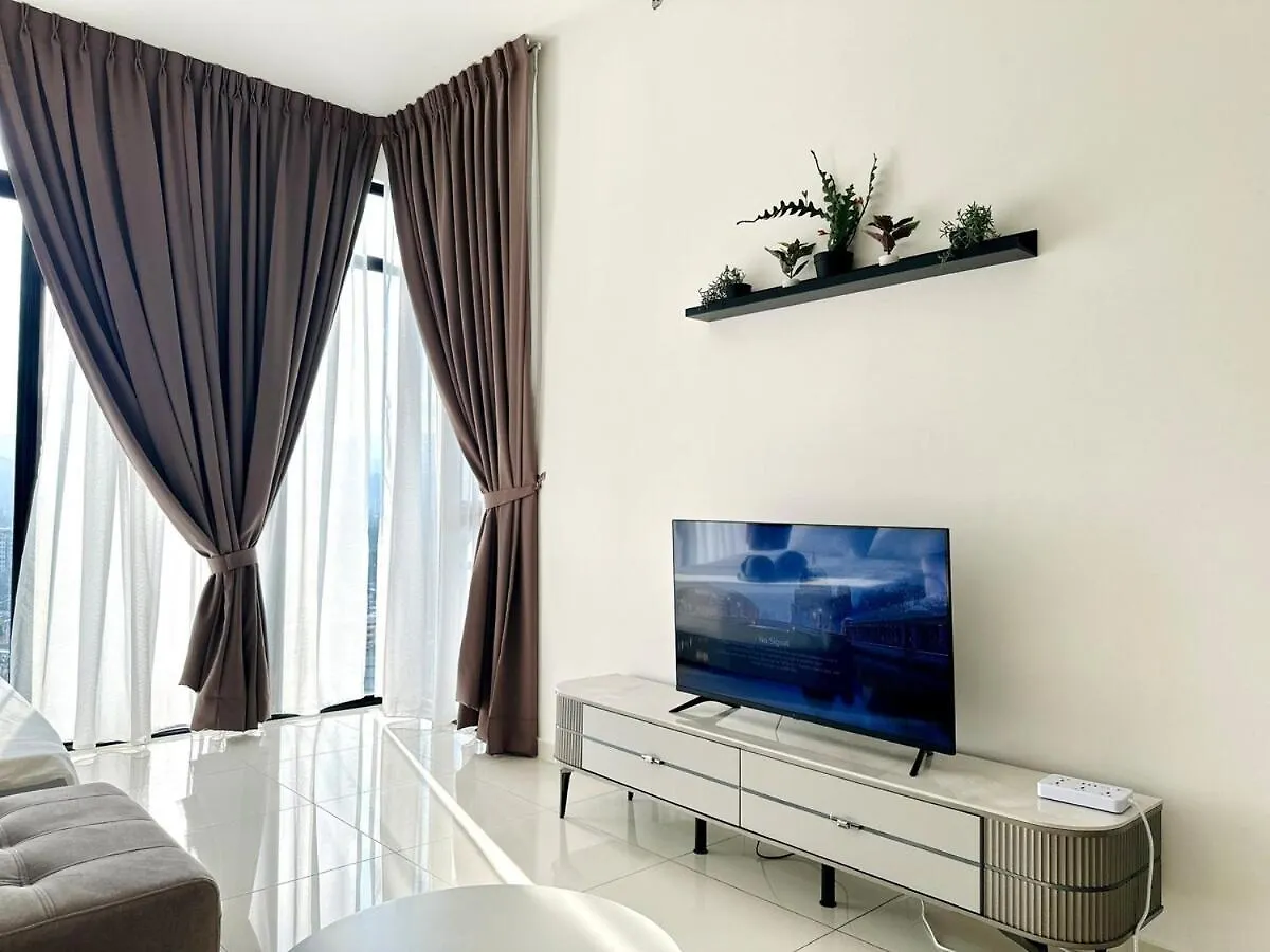 Luxury 2Br Sunnysuite Sky Pool Breathtaking Views George Town Lägenhet