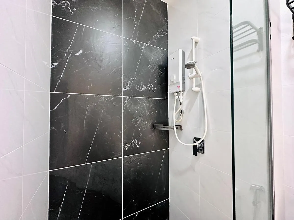 Luxury 2Br Sunnysuite Sky Pool Breathtaking Views George Town 0*,