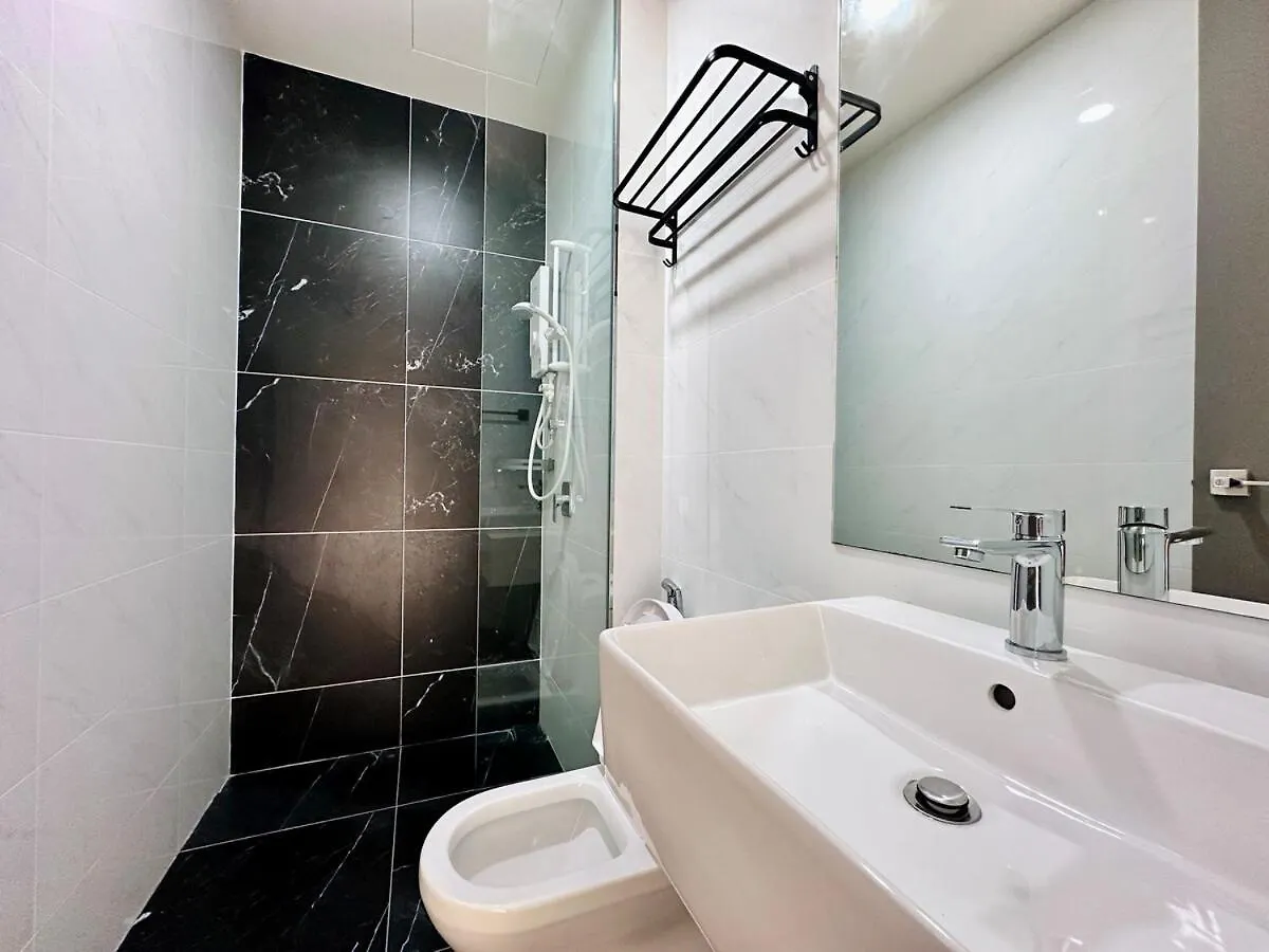 Luxury 2Br Sunnysuite Sky Pool Breathtaking Views George Town