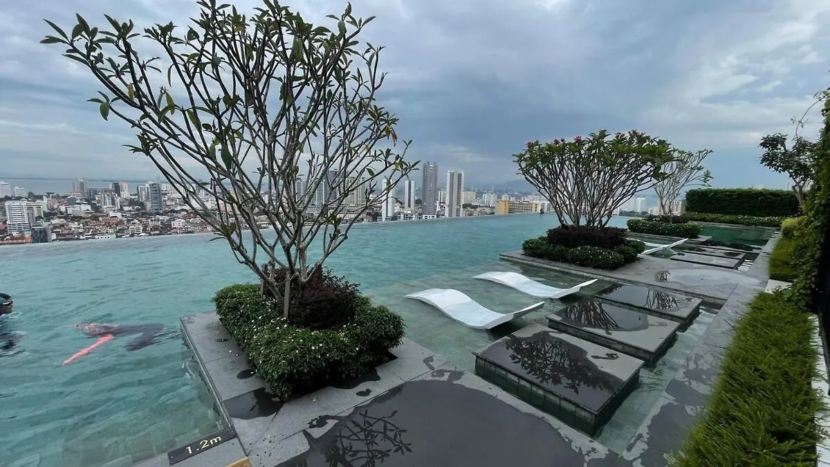 Luxury 2Br Sunnysuite Sky Pool Breathtaking Views George Town Lägenhet